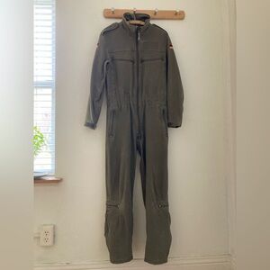 Unisex Army jumpsuit size small Olive Green from Berlin Vintage and cute